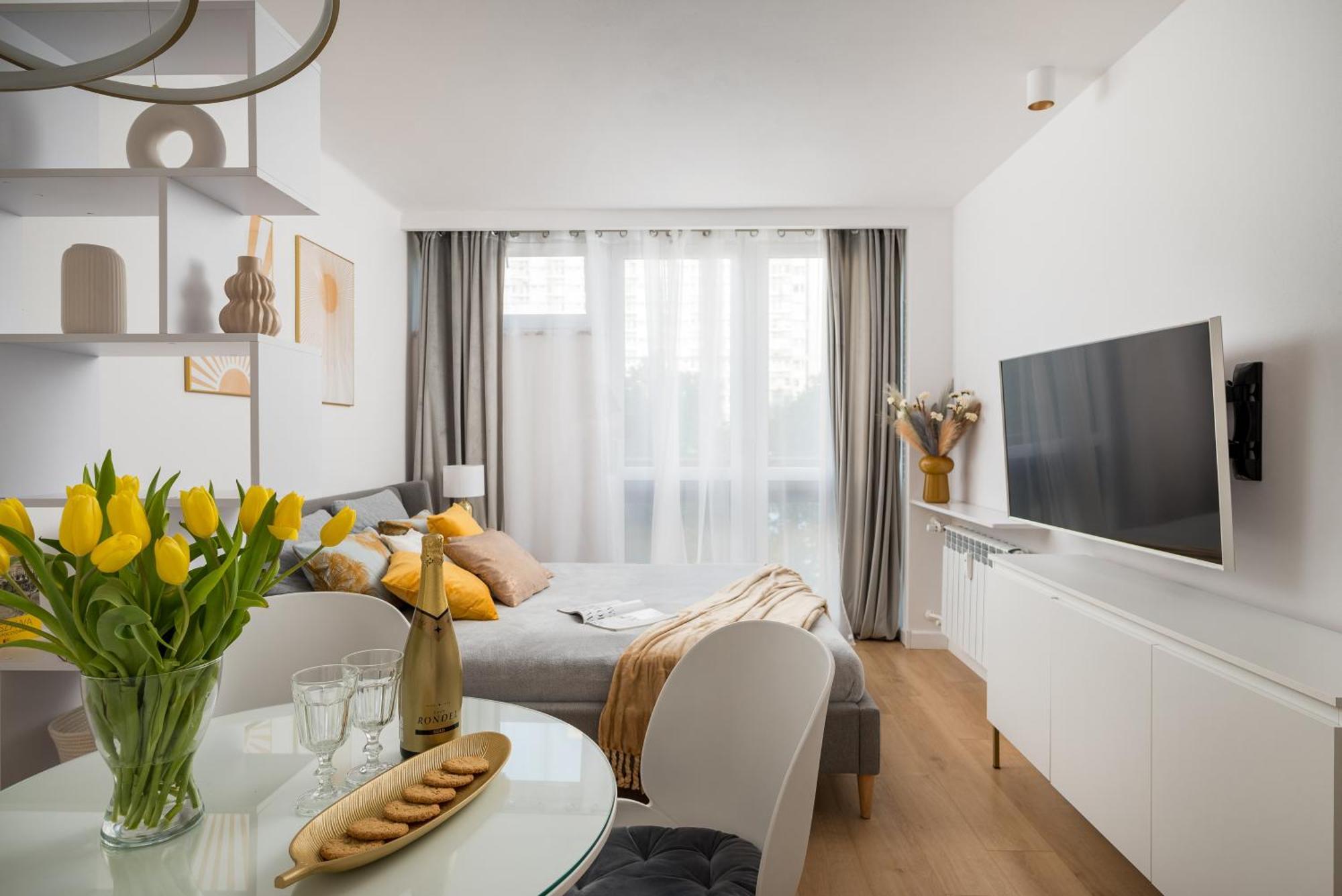 Gold Premium Central Suite 950 M To Central Station Parking Warschau Buitenkant foto