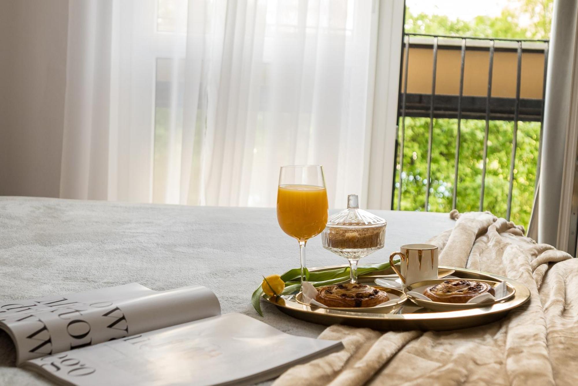 Gold Premium Central Suite 950 M To Central Station Parking Warschau Buitenkant foto